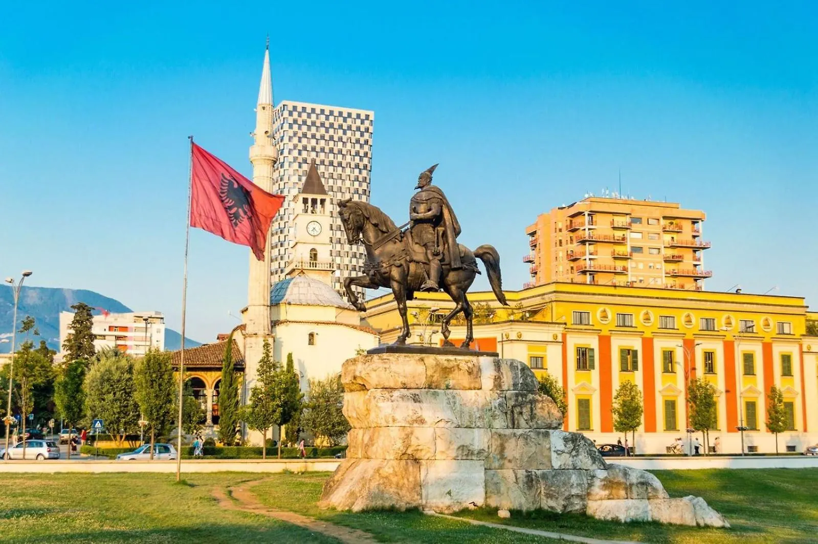 Grace Apartment City Center Tirana 0*,  Albania